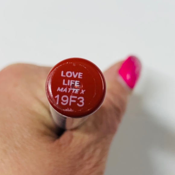 3/$20💘 Colourpop Lippie Stix in Love Life - Picture 5 of 14